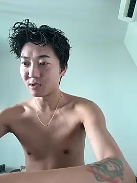 YourBadboy718 online show from 06/17/26, 06:16
