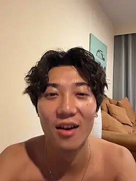 YourBadboy718 online show from 07/17/26, 04:56