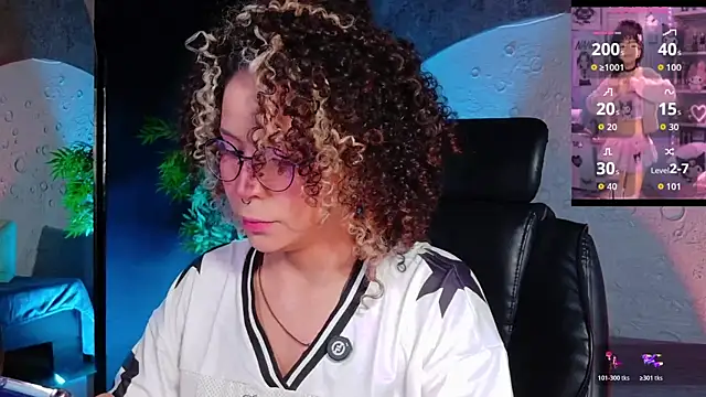 emmanakamura online show from 06/27/26, 10:09