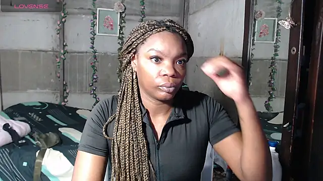 Snapshot of kenyaCocoa chatting on 06/01/26, 07:26 kenyaCocoa online show from 06/01/26, 07:26