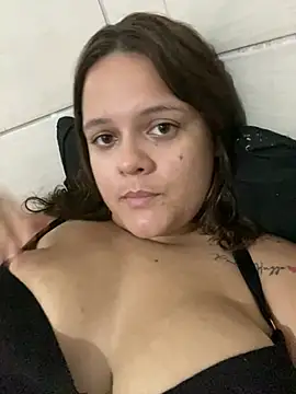 Snapshot of Laryssinha_69 chatting on 06/01/26, 10:00 Laryssinha 69 online show from 06/01/26, 10:00