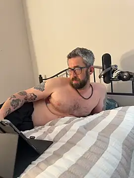 ChefDaddyy online show from 06/17/26, 09:16