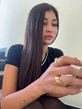 Snapshot of Aylin-fire chatting on 05/30/26, 06:49 Aylin-fire online show from 05/30/26, 06:49