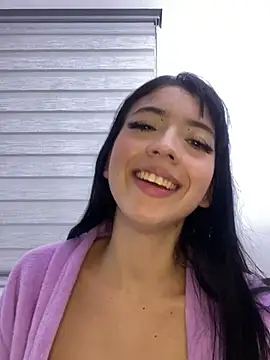 JeyLuxx online show from 06/18/26, 07:08