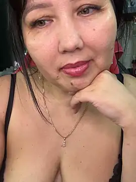 Snapshot of Love__beby chatting on 06/07/26, 09:07 Love beby online show from 06/07/26, 09:07