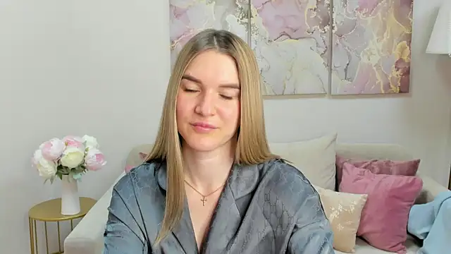 RoxyReignn online show from 06/11/26, 02:53