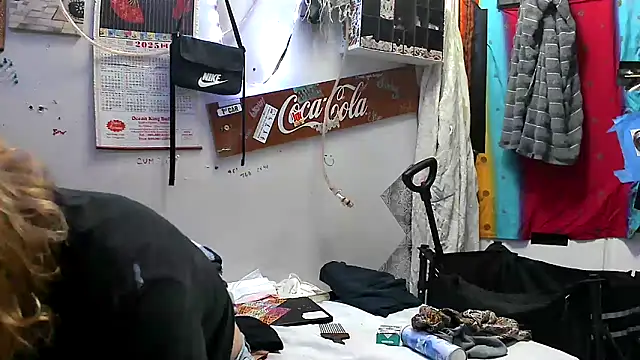 VanillaSnowcones online show from 07/19/26, 07:50