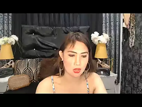 Snapshot of miyakawildforU chatting on 06/16/26, 12:13 miyakawildforU online show from 06/16/26, 12:13