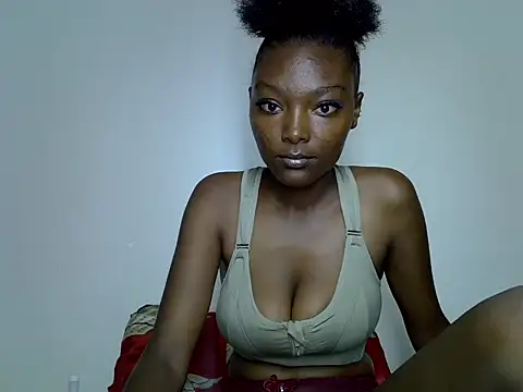 Snapshot of Tasha_Arianah chatting on 06/09/26, 04:18 Tasha Arianah online show from 06/09/26, 04:18