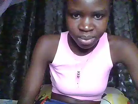small diva online show from 06/06/26, 07:29