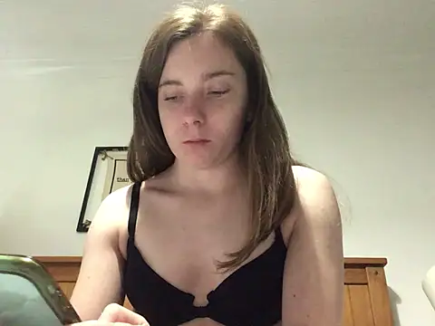 Maisie 01 online show from 06/10/26, 08:46