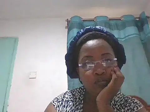Snapshot of peacechloe chatting on 07/25/26, 07:39 peacechloe online show from 07/25/26, 07:39