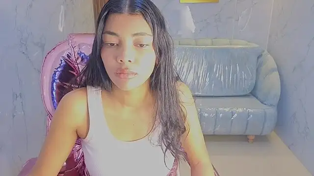 Snapshot of valentina_gomez_s chatting on 05/30/26, 12:35 valentina gomez s online show from 05/30/26, 12:35