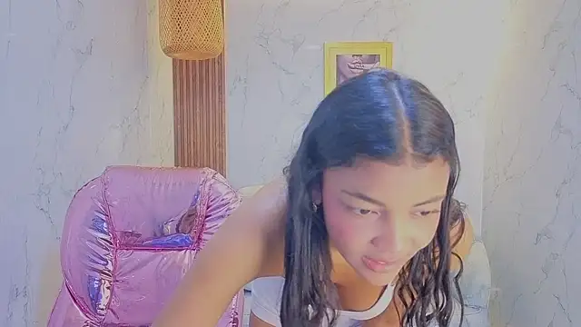 Snapshot of valentina_gomez_s chatting on 06/02/26, 12:40 valentina gomez s online show from 06/02/26, 12:40