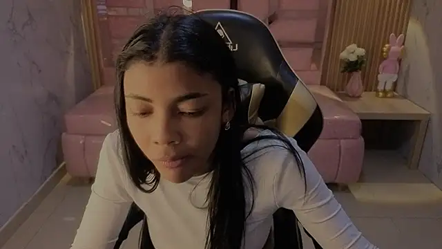 valentina gomez s online show from 07/24/26, 12:36