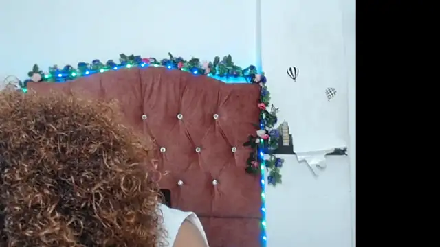naomy rosse17 online show from 06/06/26, 11:20