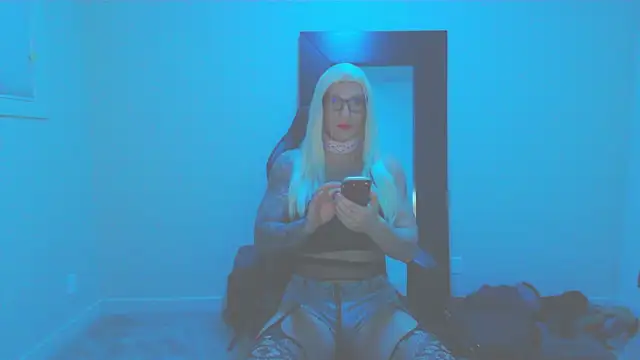 PrincessSissy235 online show from 06/11/26, 05:27