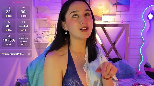 Lua bloom  online show from 07/07/26, 06:47