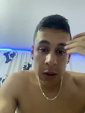 jhuan99 online show from 07/08/26, 08:46