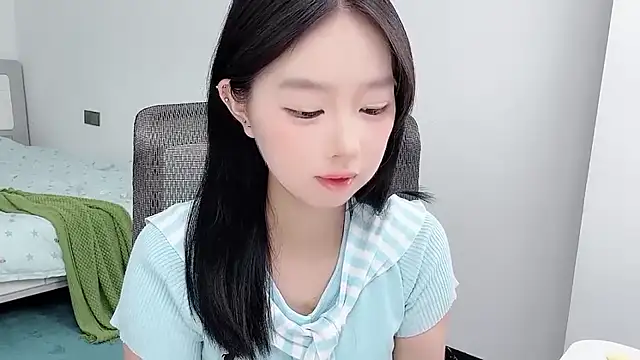 Yoyo33355 online show from 07/04/26, 03:56
