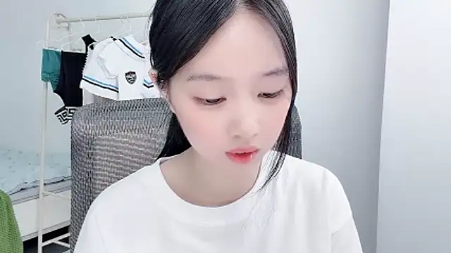 Yoyo33355 online show from 07/18/26, 03:33