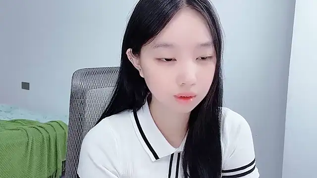 Yoyo33355 online show from 07/22/26, 03:42
