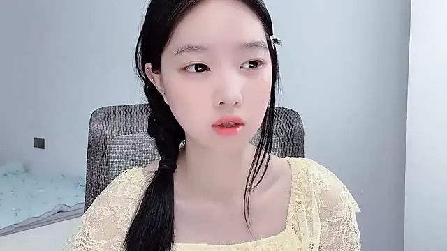 Yoyo33355 online show from 07/29/26, 03:37