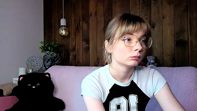 IvoryPesante online show from 06/12/26, 09:08