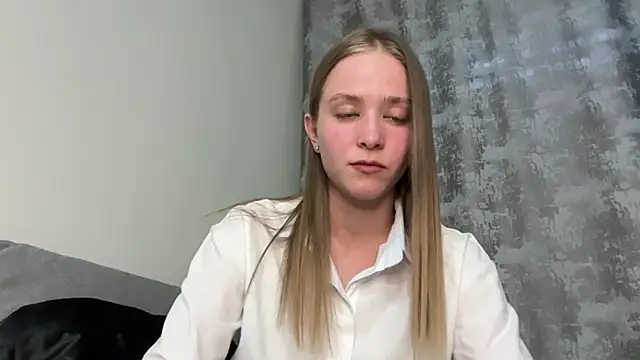 Snapshot of DanikaMory chatting on 05/26/26, 01:07 DanikaMory online show from 05/26/26, 01:07