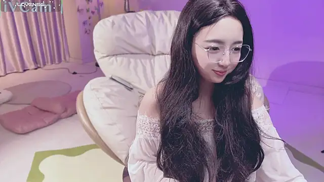 qianqianliao online show from 07/18/26, 03:16