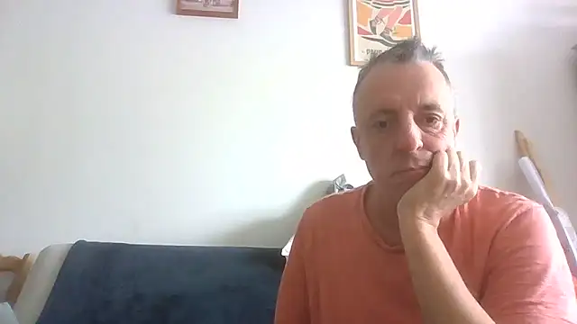 coucou9423 online show from 06/06/26, 08:41