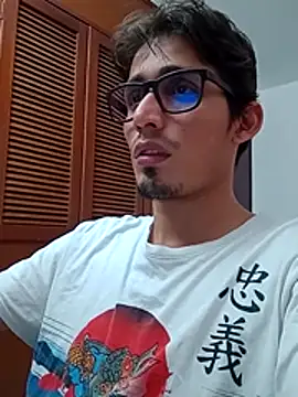Snapshot of SrIncognito666 chatting on 06/03/26, 02:33 SrIncognito666 online show from 06/03/26, 02:33
