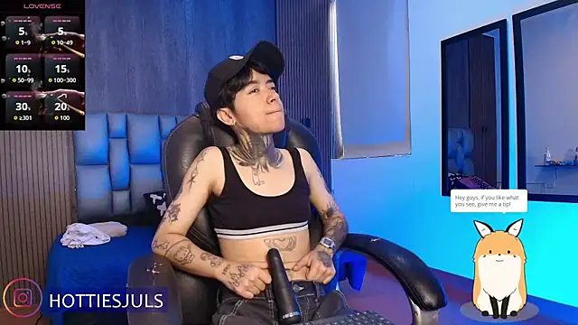 hottiesjuls online show from 07/27/26, 07:10