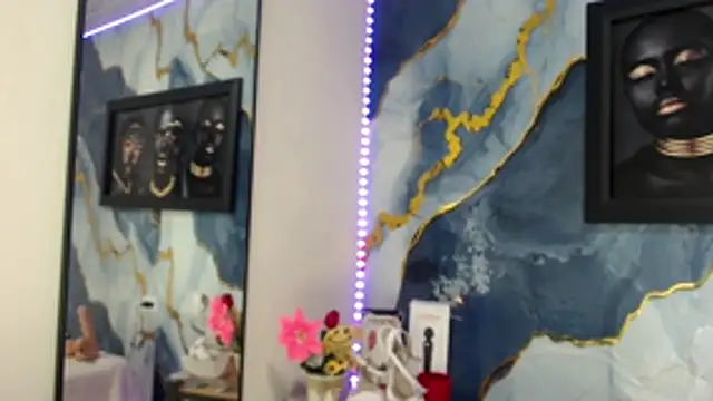 Yasmine Tapias online show from 07/22/26, 09:28