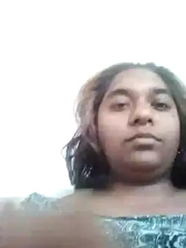 MiaReed667 online show from 06/04/26, 09:48