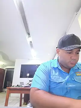 Snapshot of Alejandrojk16 chatting on 05/25/26, 12:49 Alejandrojk16 online show from 05/25/26, 12:49