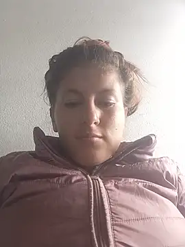Snapshot of samy_17 chatting on 05/31/26, 04:25 samy 17 online show from 05/31/26, 04:25