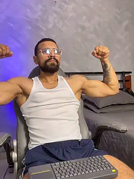 Snapshot of RoccoSaenz chatting on 06/01/26, 07:48 RoccoSaenz online show from 06/01/26, 07:48