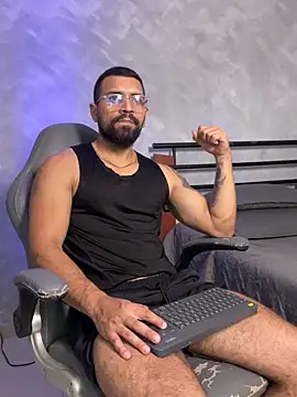 Snapshot of RoccoSaenz chatting on 06/16/26, 07:49 RoccoSaenz online show from 06/16/26, 07:49