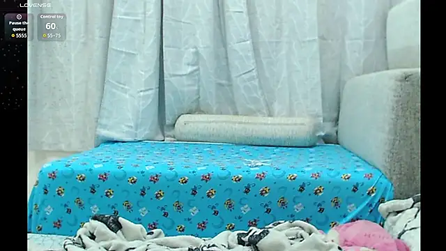Snapshot of PreettyMiaa chatting on 07/10/26, 08:00 PreettyMiaa online show from 07/10/26, 08:00