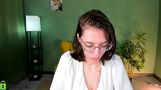 Snapshot of eva_sicret chatting on 06/07/26, 04:16 eva sicret online show from 06/07/26, 04:16