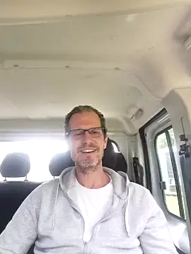 Bifititooz online show from 06/10/26, 08:35