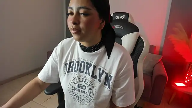 Snapshot of ameliaa_flame chatting on 06/05/26, 04:08 ameliaa flame online show from 06/05/26, 04:08