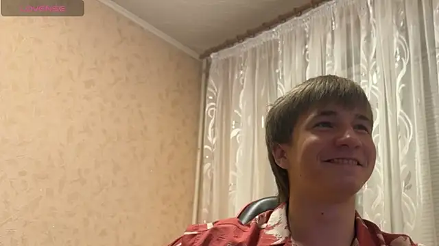 Goolden Flaash online show from 05/25/26, 07:42