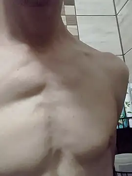 Snapshot of Nakedfanboy chatting on 05/29/26, 10:08 Nakedfanboy online show from 05/29/26, 10:08