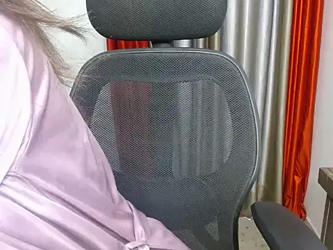 Erotic Rosyy online show from 07/23/26, 10:35