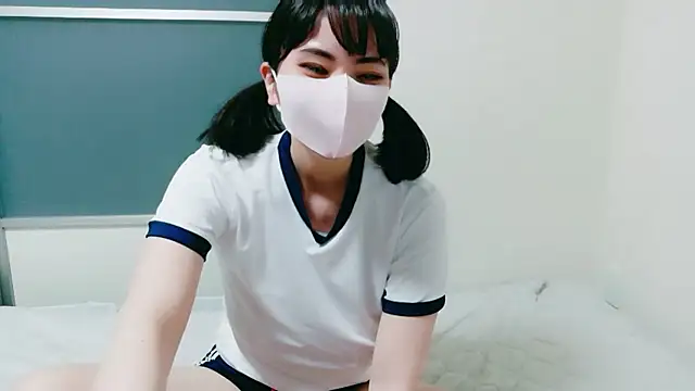 Snapshot of mayu_Hcup_jp chatting on 06/01/26, 12:29 mayu Hcup jp online show from 06/01/26, 12:29