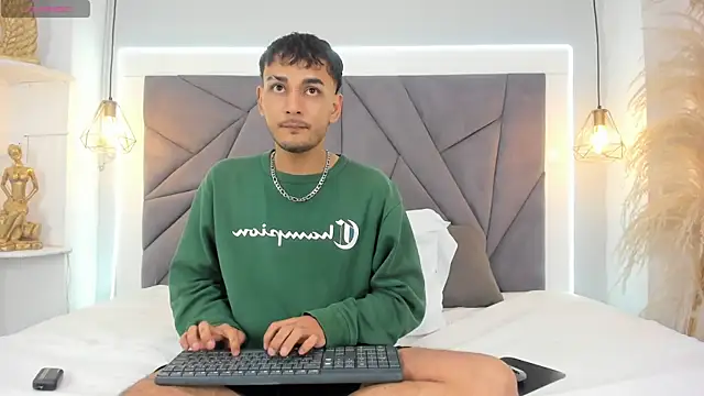 LiamBlake  online show from 06/24/26, 05:17