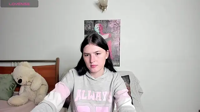 Kira Devi online show from 06/01/26, 07:26
