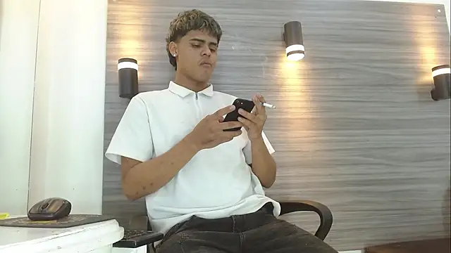 LeleHott01 online show from 07/25/26, 02:42